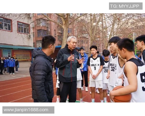 吴秀英专访：从篮球小将到传奇教练的奋斗与成长之路