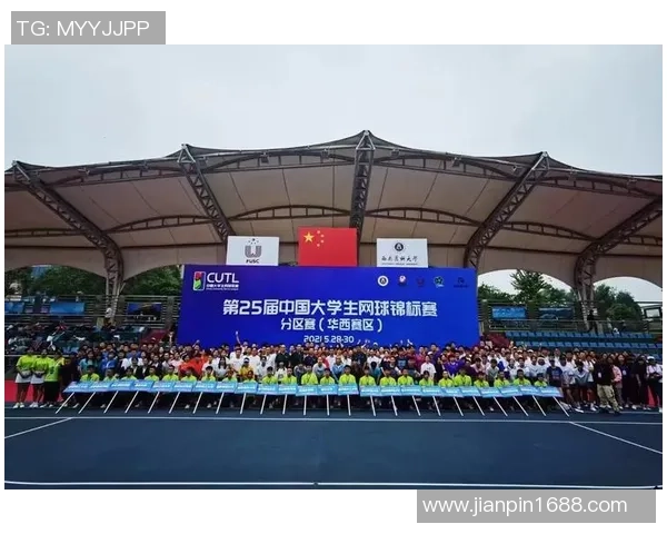 重庆网球队在世界锦标赛积分榜上以93分稳居第一名展现强劲实力